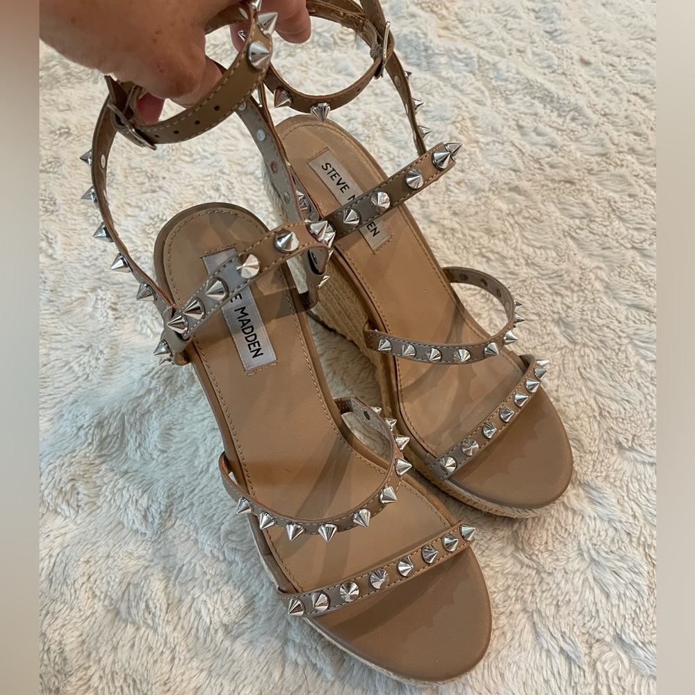 Steve Madden spike stud wedge 6